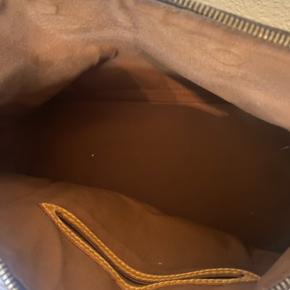 AUTHENTIC LOUIS VUITTON ALMA - Picture 10 of 10